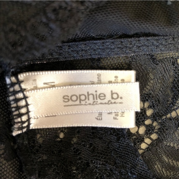 Sophie b. Black Lace Bodysuit Size Medium - Picture 5 of 8